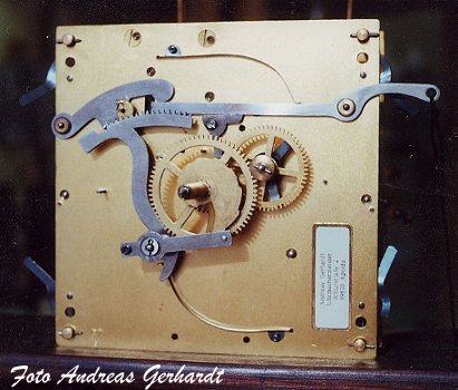 Hausuhr ZB-Seite